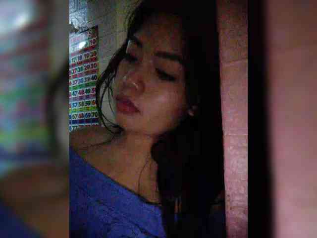 hornylittleprincess69 webcam