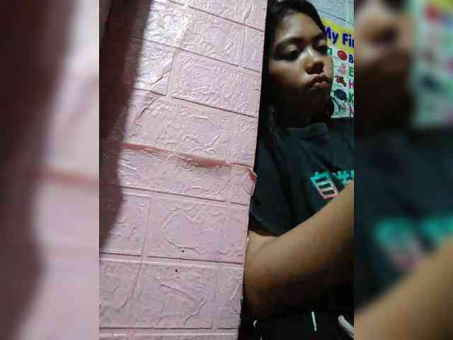 hornylittleprincess69 webcam