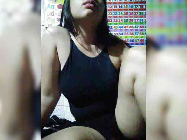 hornylittleprincess69 webcam