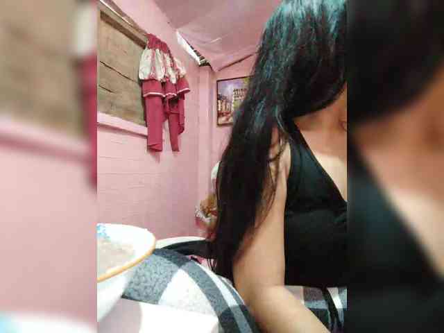 hornylittleprincess69 webcam