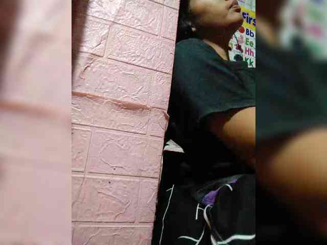 hornylittleprincess69 webcam