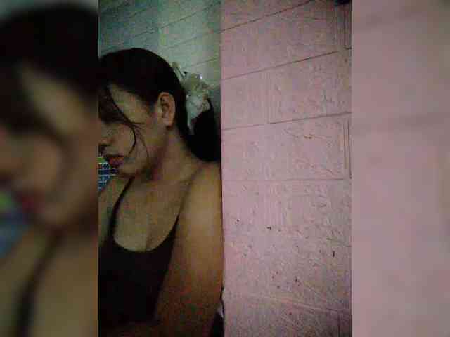 hornylittleprincess69 webcam