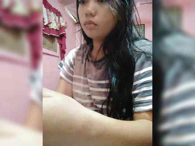 hornylittleprincess69 webcam