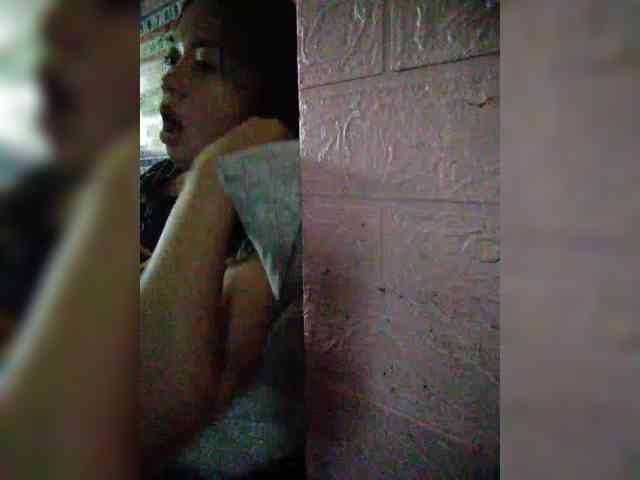 hornylittleprincess69 webcam