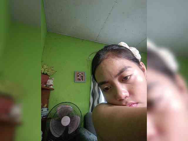 hornylittleprincess69 webcam