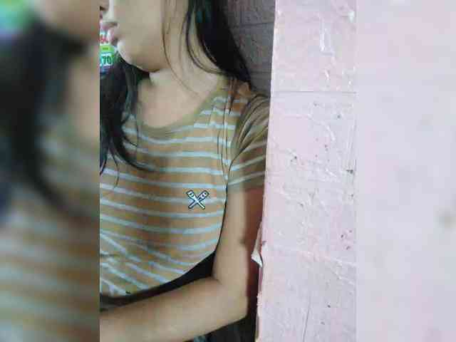 hornylittleprincess69 webcam