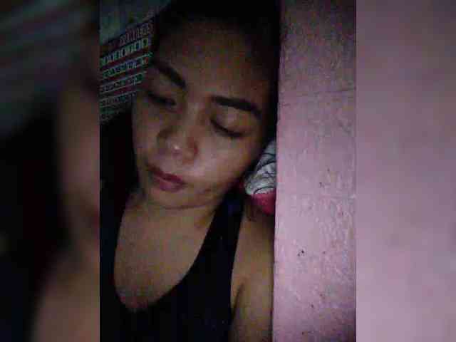 hornylittleprincess69 webcam