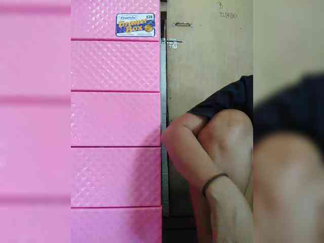 hornylittleprincess69 webcam