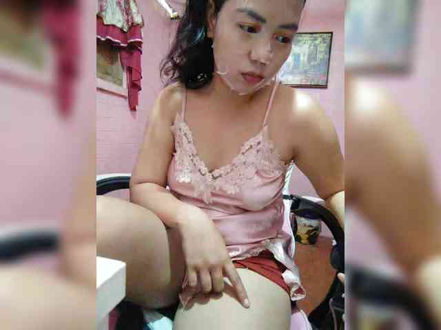 hornylittleprincess69