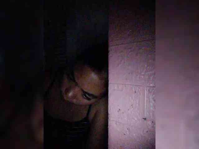 hornylittleprincess69 webcam