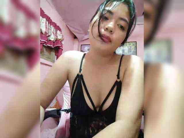 hornylittleprincess69 webcam