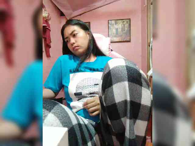 hornylittleprincess69 webcam