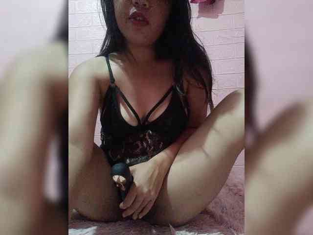 hornylittleprincess69 webcam