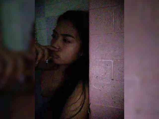 hornylittleprincess69 webcam