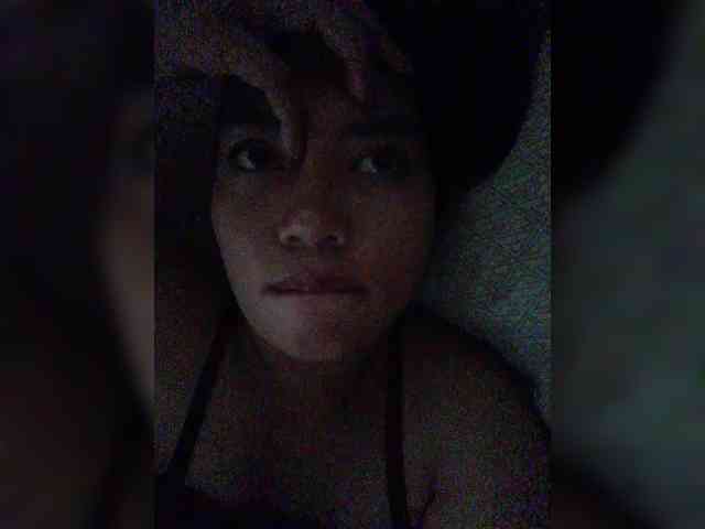 hornylittleprincess69 webcam