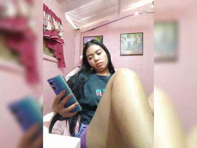 hornylittleprincess69 webcam