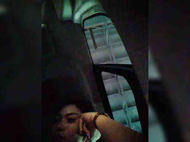 hornylittleprincess69 webcam