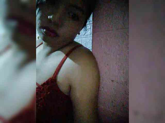 hornylittleprincess69 webcam