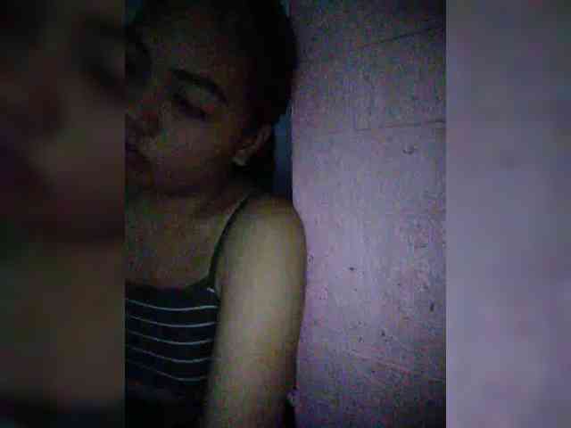 hornylittleprincess69 webcam