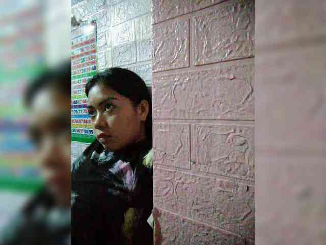 hornylittleprincess69 webcam