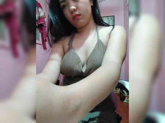 hornylittleprincess69 webcam
