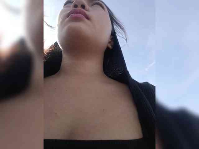 hornylittleprincess69 webcam