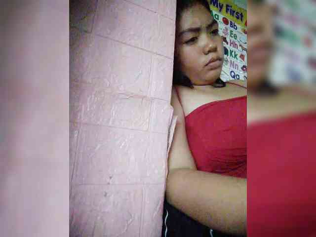 hornylittleprincess69 webcam