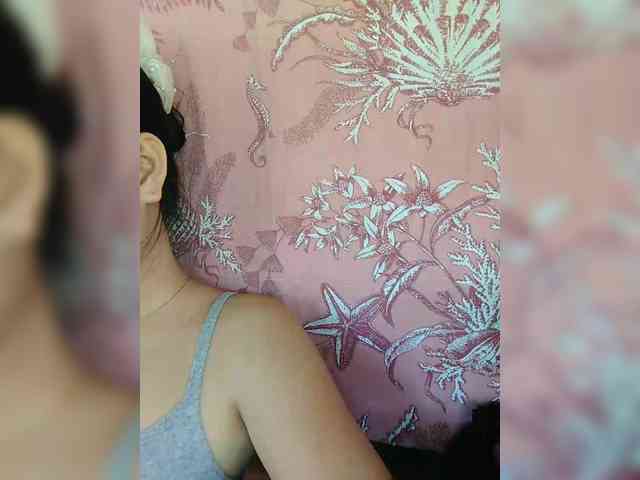 hornylittleprincess69 webcam