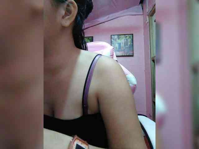 hornylittleprincess69 webcam