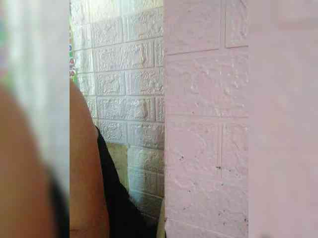 hornylittleprincess69 webcam