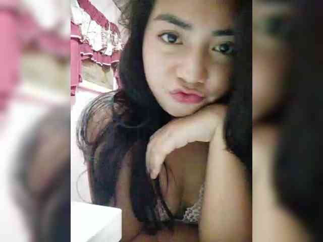 hornylittleprincess69 webcam