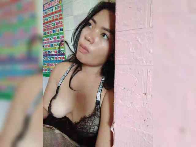 hornylittleprincess69 webcam