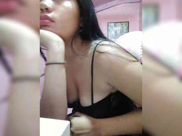 hornylittleprincess69 webcam