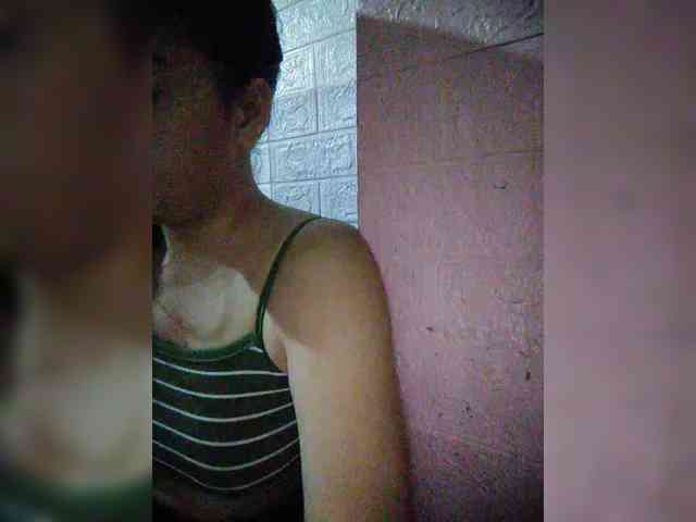 hornylittleprincess69 webcam