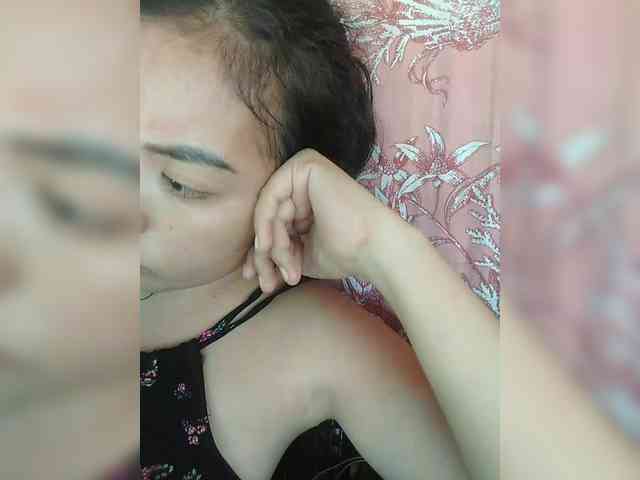 hornylittleprincess69 webcam