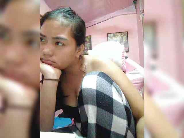 hornylittleprincess69 webcam