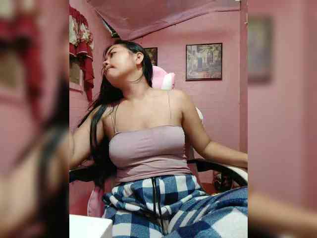 hornylittleprincess69 webcam