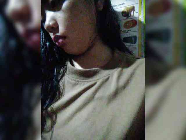 hornylittleprincess69 webcam