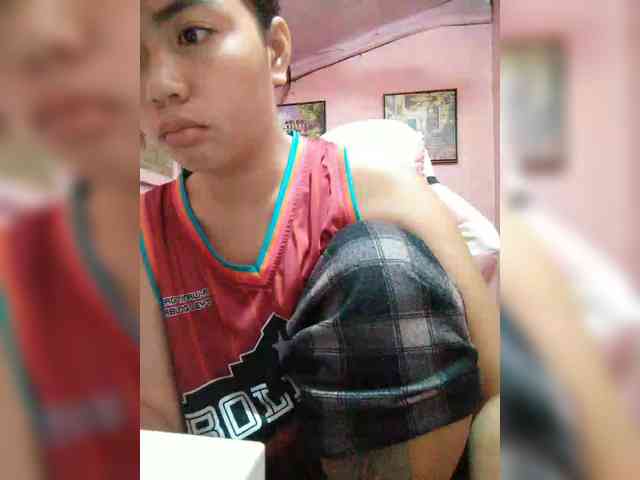 hornylittleprincess69 webcam