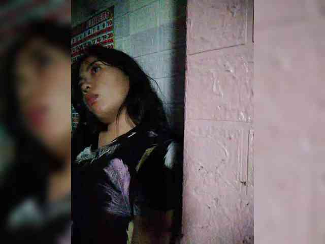 hornylittleprincess69 webcam