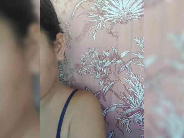 hornylittleprincess69 webcam