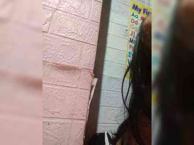 hornylittleprincess69 webcam