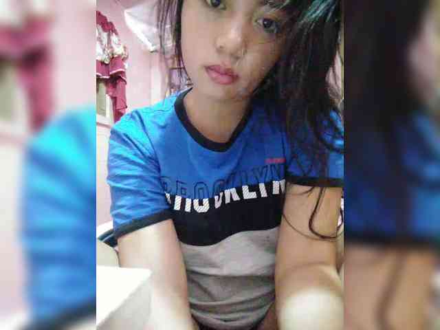 hornylittleprincess69 webcam