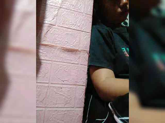 hornylittleprincess69 webcam