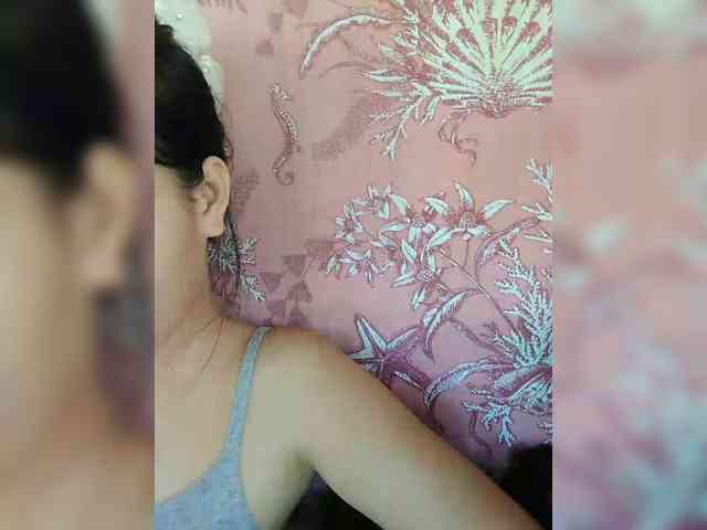 hornylittleprincess69 webcam