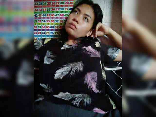 hornylittleprincess69 webcam