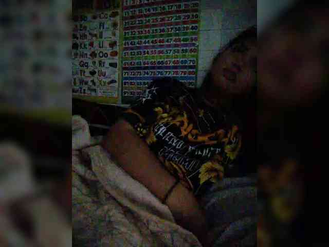 hornylittleprincess69 webcam