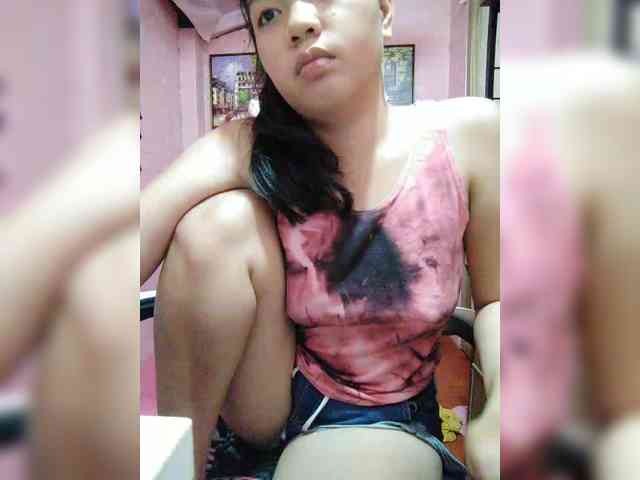 hornylittleprincess69 webcam