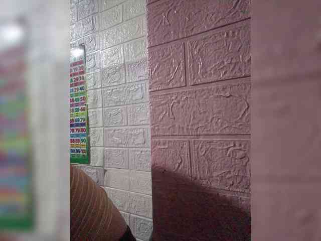 hornylittleprincess69 webcam