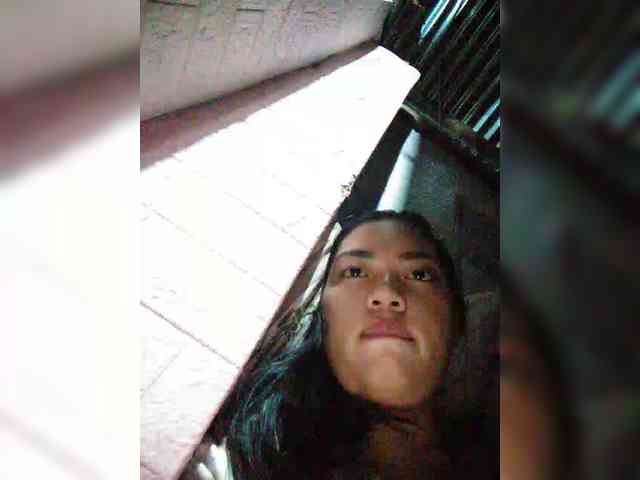 hornylittleprincess69 webcam